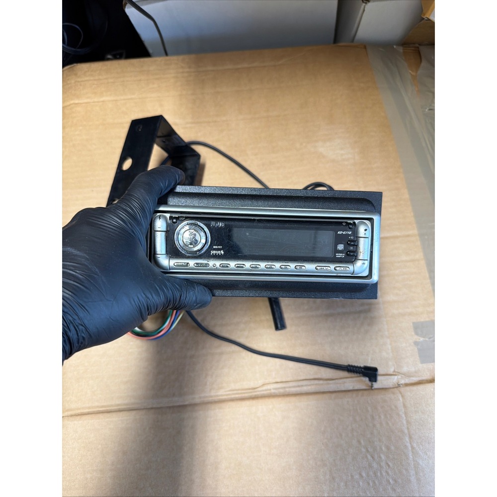 JVC KD-G710 CD Receiver Car Stereo MP3 WMA Sirius Ready Single DIN Silver Black